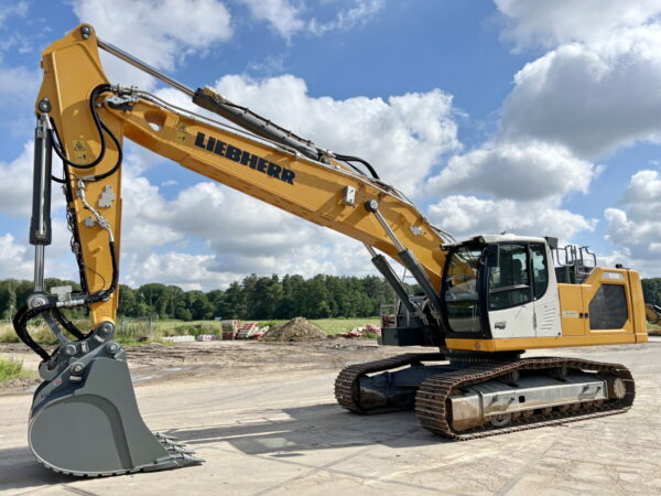 Liebherr R938 NLC Excellent Condition / Low Hours