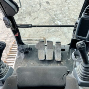 Hitachi ZX490LCH-6 21 Meter Long Reach - Image 6