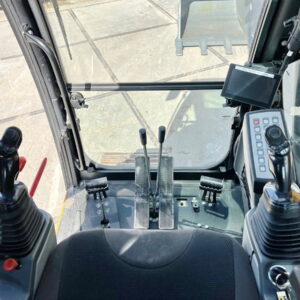 Liebherr R938 NLC Excellent Condition / Low Hours - Image 6