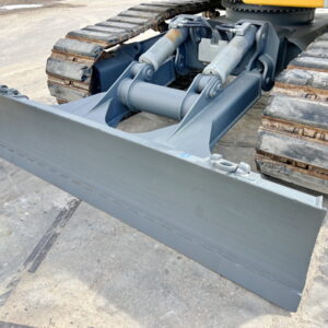 Liebherr R920 Compact LC - Blade / triple boom Excellent Condition / Low Hours - Image 11