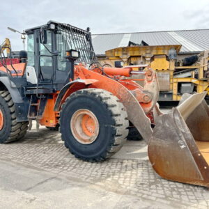 Hitachi ZW220-5B Excellent Condition / CE Certified - Image 6